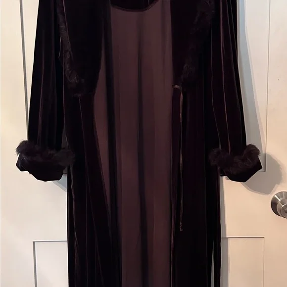 Vintage Brown Robe Faux Fur Collar/Cuffs - Picture 2 of 11